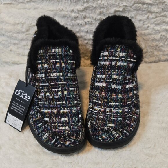 HEY DUDES CONFETTI BLACK FURRY SHOES ANKLE BOOTS Sz 8 NEW - Picture 1 of 7